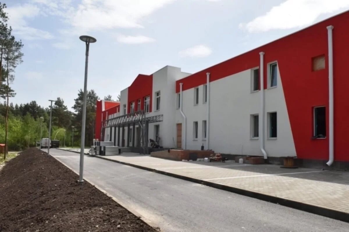    В Брянске и в селе Супонево завершается строительство двух спортобъектов