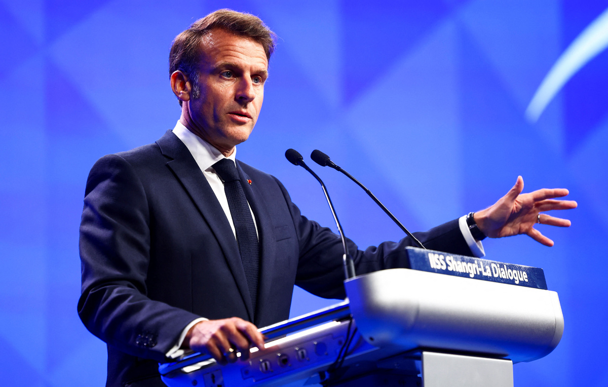    Президент Франции Эмманюэль Макрон  REUTERS/Edgar Su