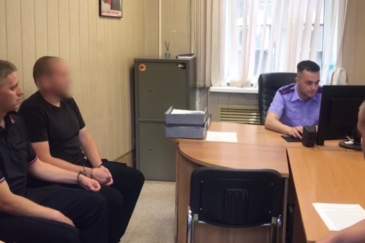    Обвинение по двум статьям предъявили стрелявшему в воронежской Россоши