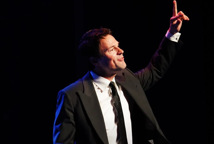 Фото: Prt Scr youtube.com / Santa Calibri