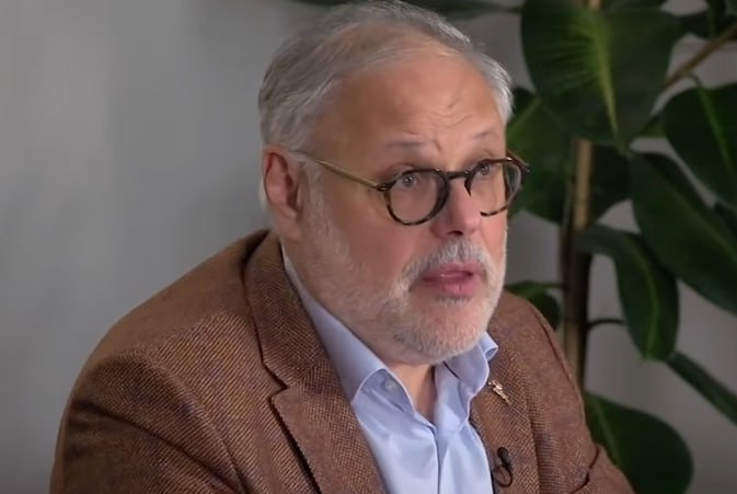 Фото: Prt Scr youtube.com / Взгляд Евы