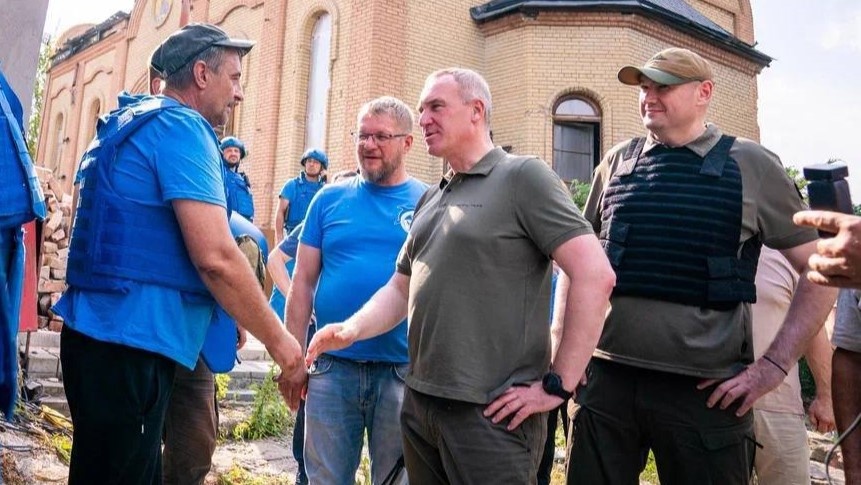    Руководитель Гумкорпуса сообщил, что Руслан Кухарук активно поддерживает развитие добровольчества в Югре