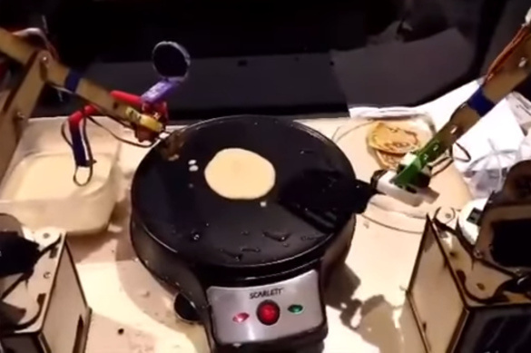 А это робот для выпикания блинчиков. Для разных задач нужны разные роботы. И не факт, что человекообразный окажется удобнее