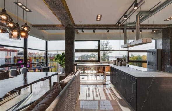 Интерьер и панорамные окна