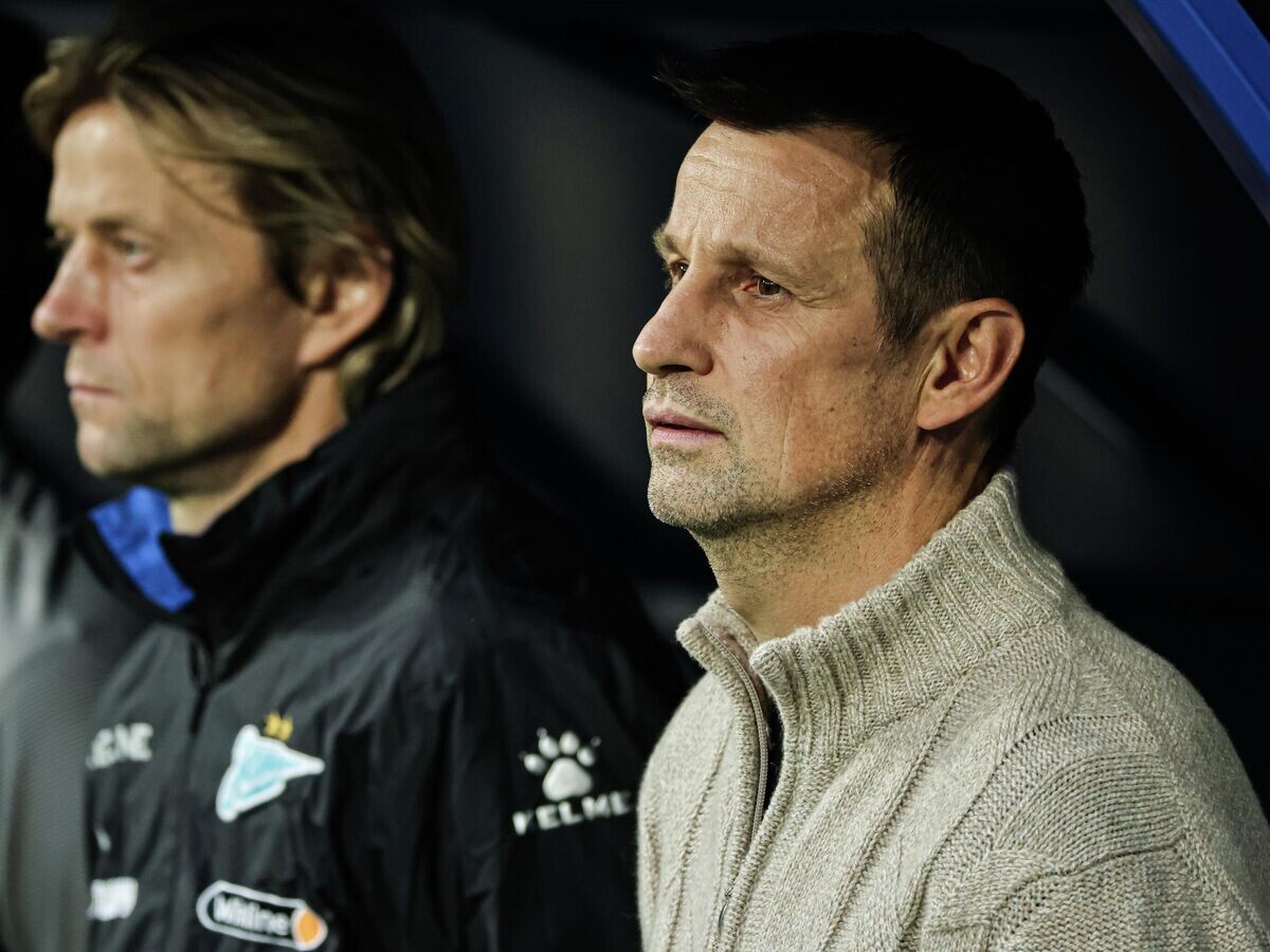    Анатолий Тимощук и Сергей Семак© РИА Новости / Анатолий Медведь