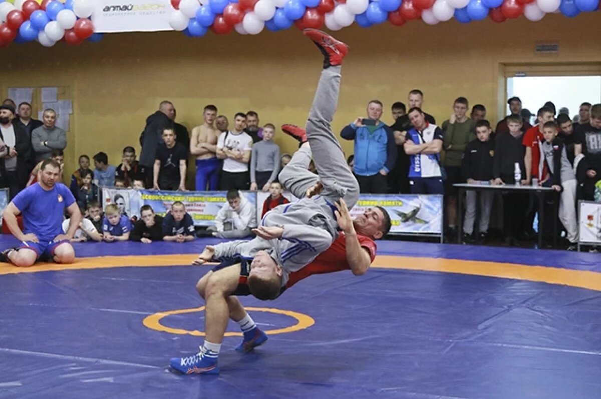    Трёхкратный олимпийский чемпион Александр Карелин вновь приедет в Омск