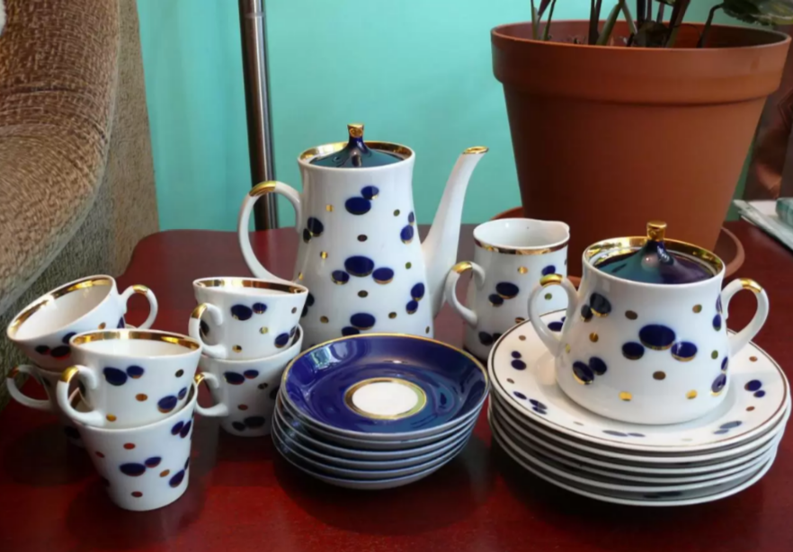 Сервиз с росписью "Овальчики". 1967(?). Фото взятот из интернета.