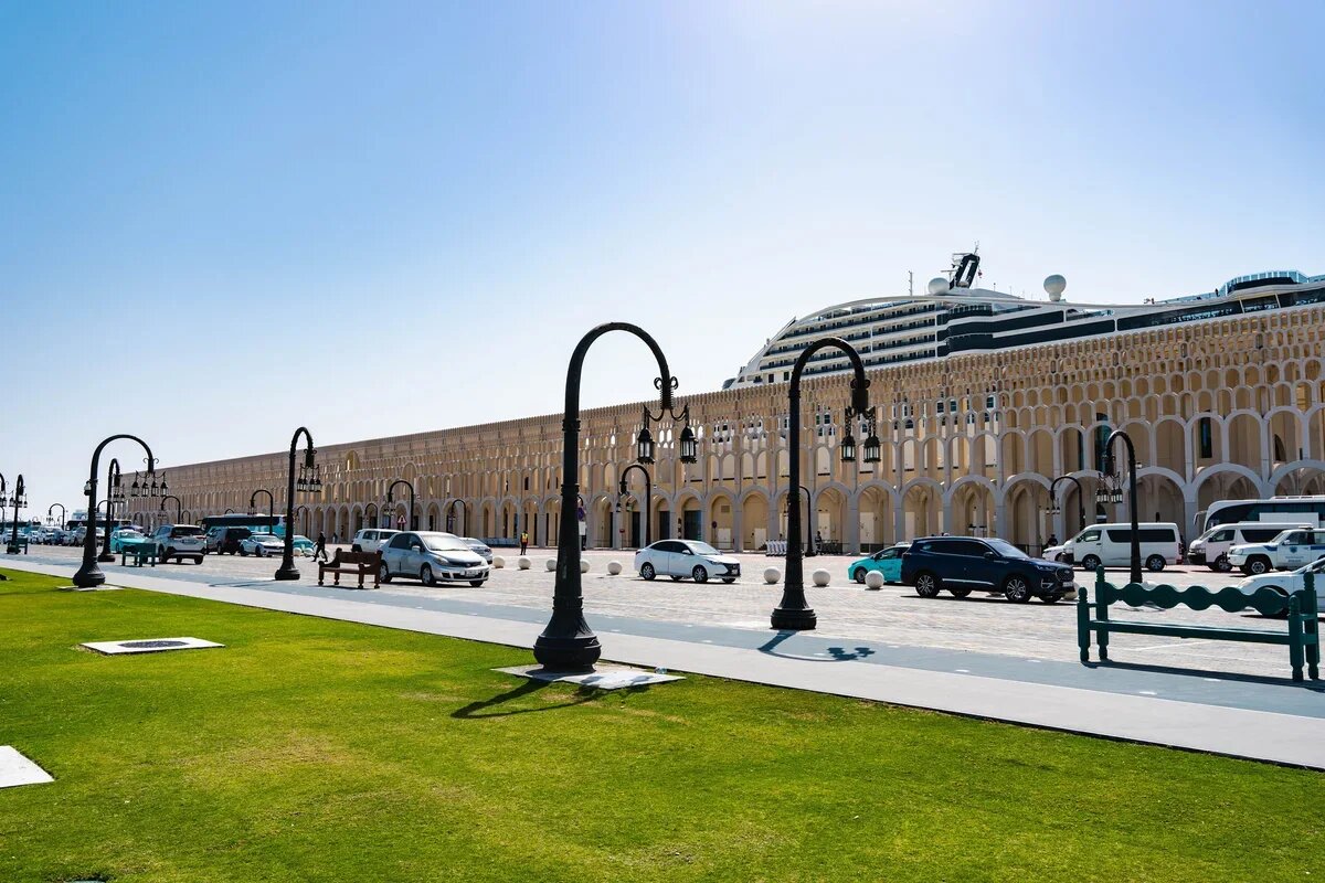    Катар завоевывает популярность у россиян, любящих круизы. Порт Дохи. Фото: Visit Qatar