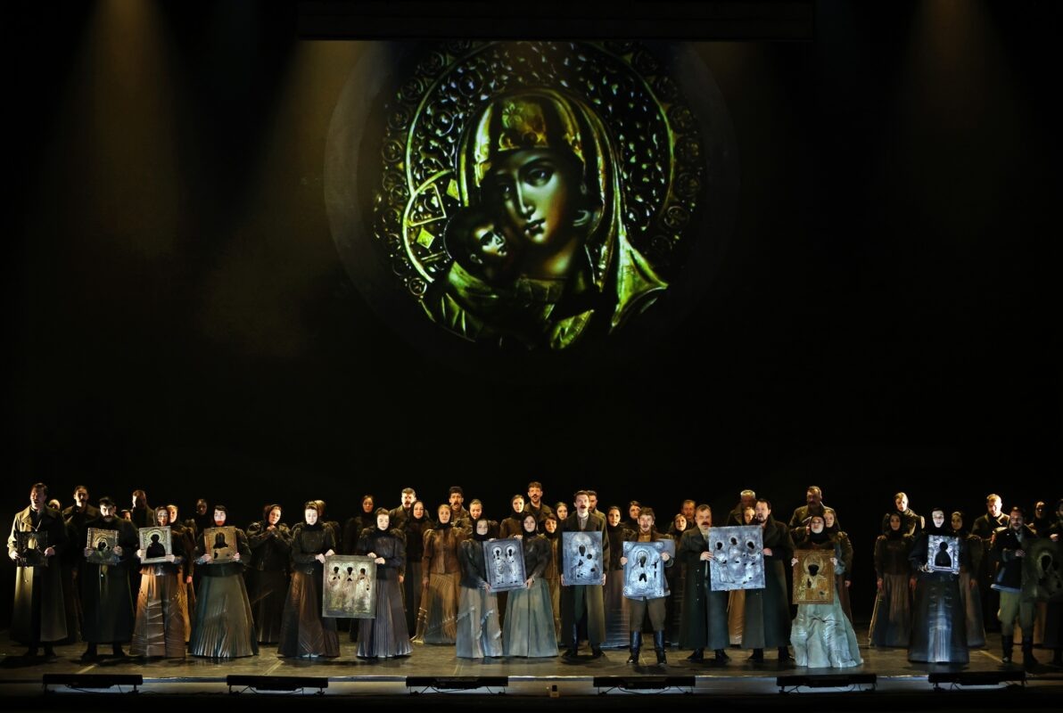    фрагмент спектакля «Тихий Дон. Мелехов» // фото: Марина Михайлова