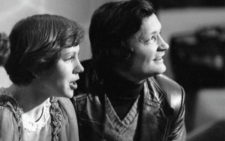    Кира Иванова и тренер Владимир Кудрявцев    
Источник фото: РИА Новости