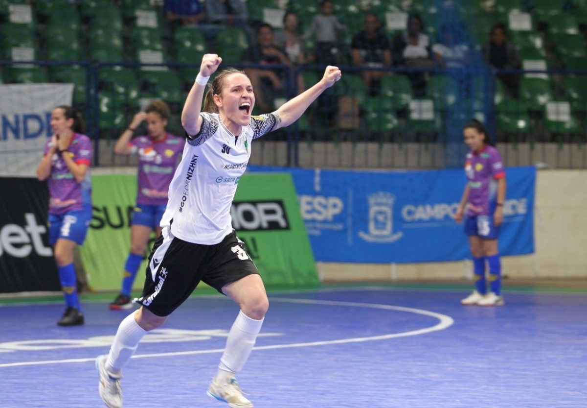    Три года назад на Кубке мира в Бразилии Елизавета Никитина очень органично вписалась в ряды \