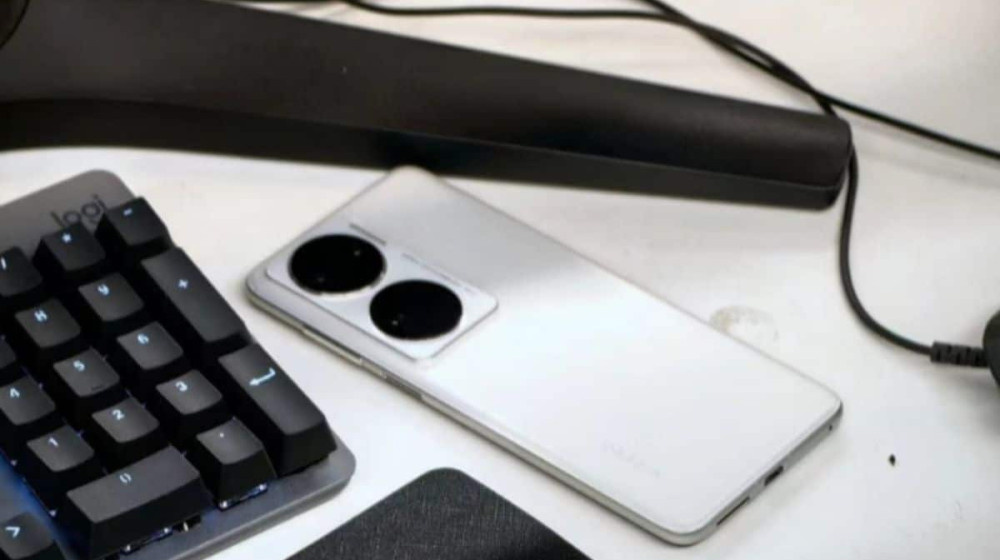    HUAWEI PURA 70 — ЕДИНСТВЕННЫЙ СМАРТФОН ДЛЯ ТЕХ КТО ДУМАЕТ ГОЛОВОЙ