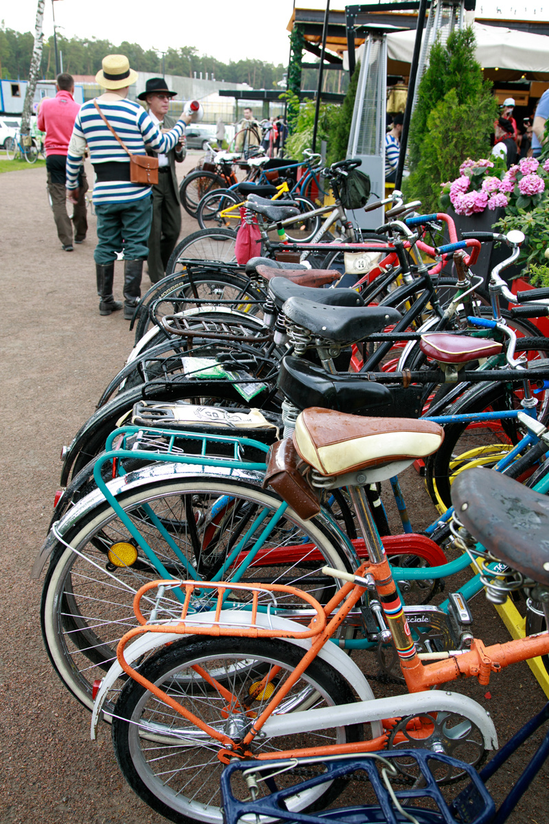 Под дождем... Листайте галерею!