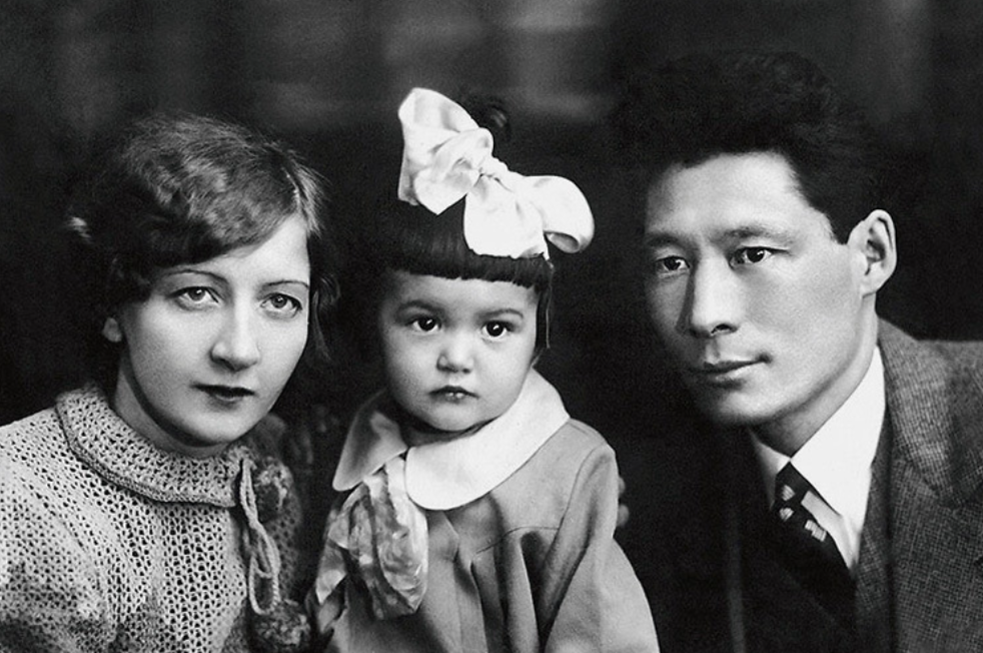 Кюнна с родителями