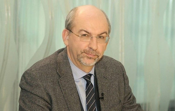    Профессор Института информационных технологий, математики и механики Нижегородского государственного университета им. Н.И. Лобачевского, главный редактор Operations Research Forum Ярослав Сергеев  Университет Лобачевского