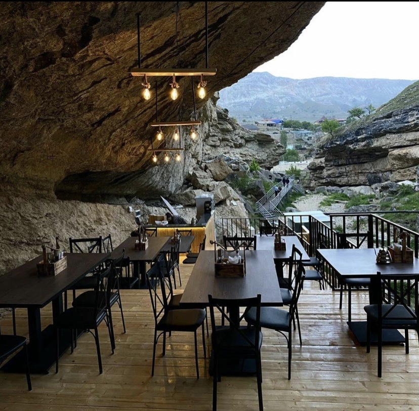 Кафе «В скале». Фото автора.