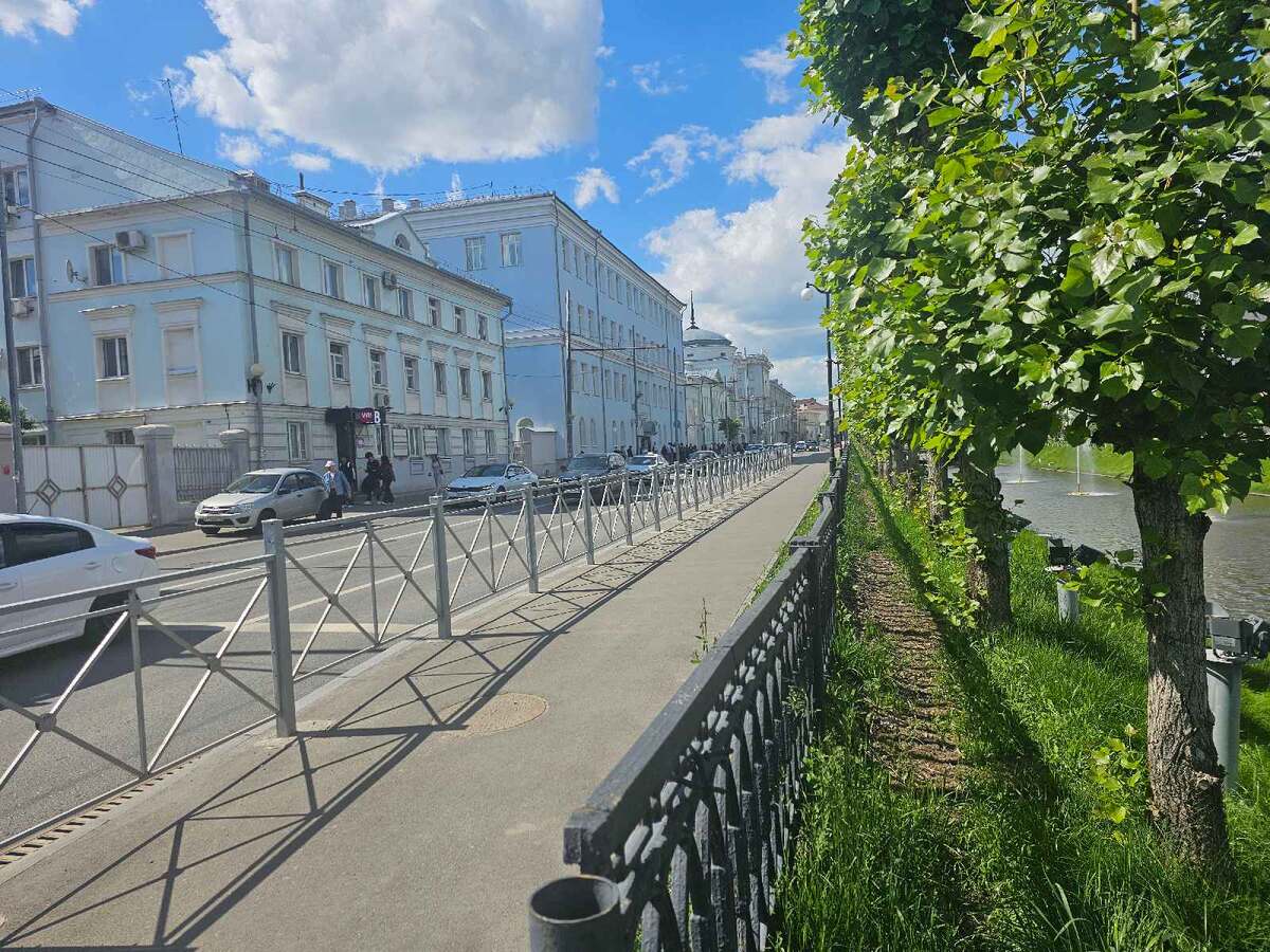 Казань. Набережная реки Булак