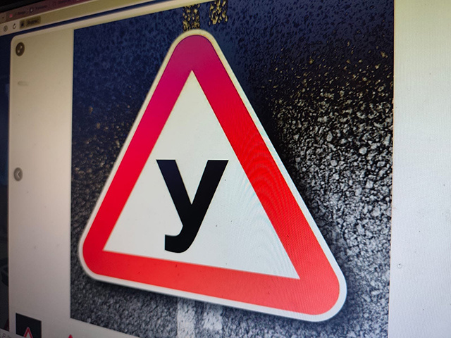 В Твери студент-медик из Африки обманул азиатского приятеля