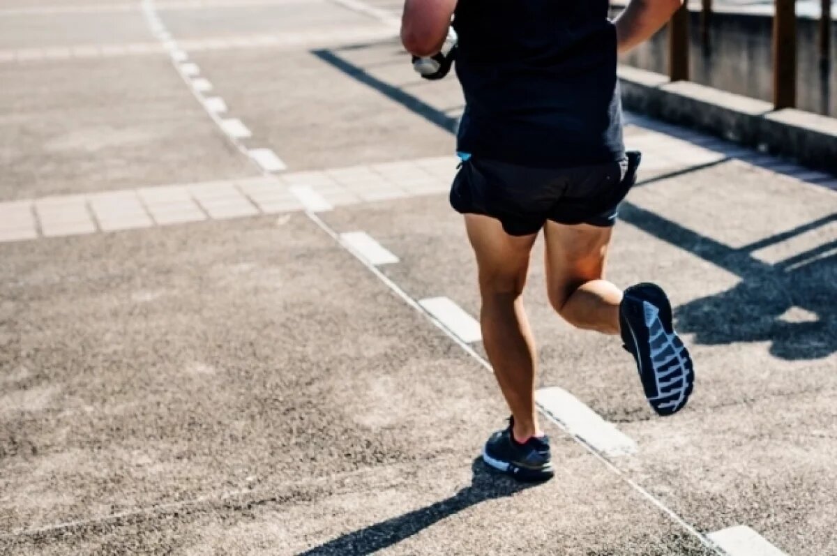    Россиянин Дмитрий Гузеев пробежал 70 км на ультрамарафоне Everest Marathon