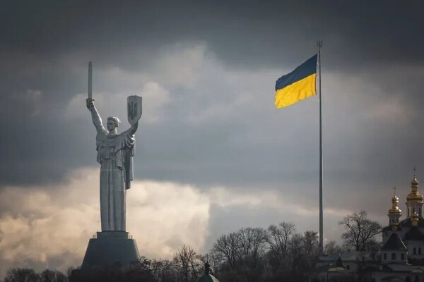 Обложка © Shutterstock / FOTODOM / Mny-Jhee