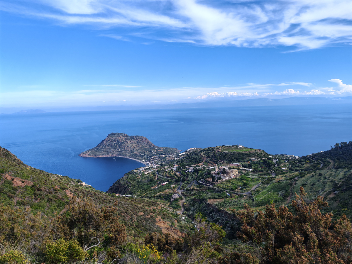 Вид с Monte Fossa delle Felci
