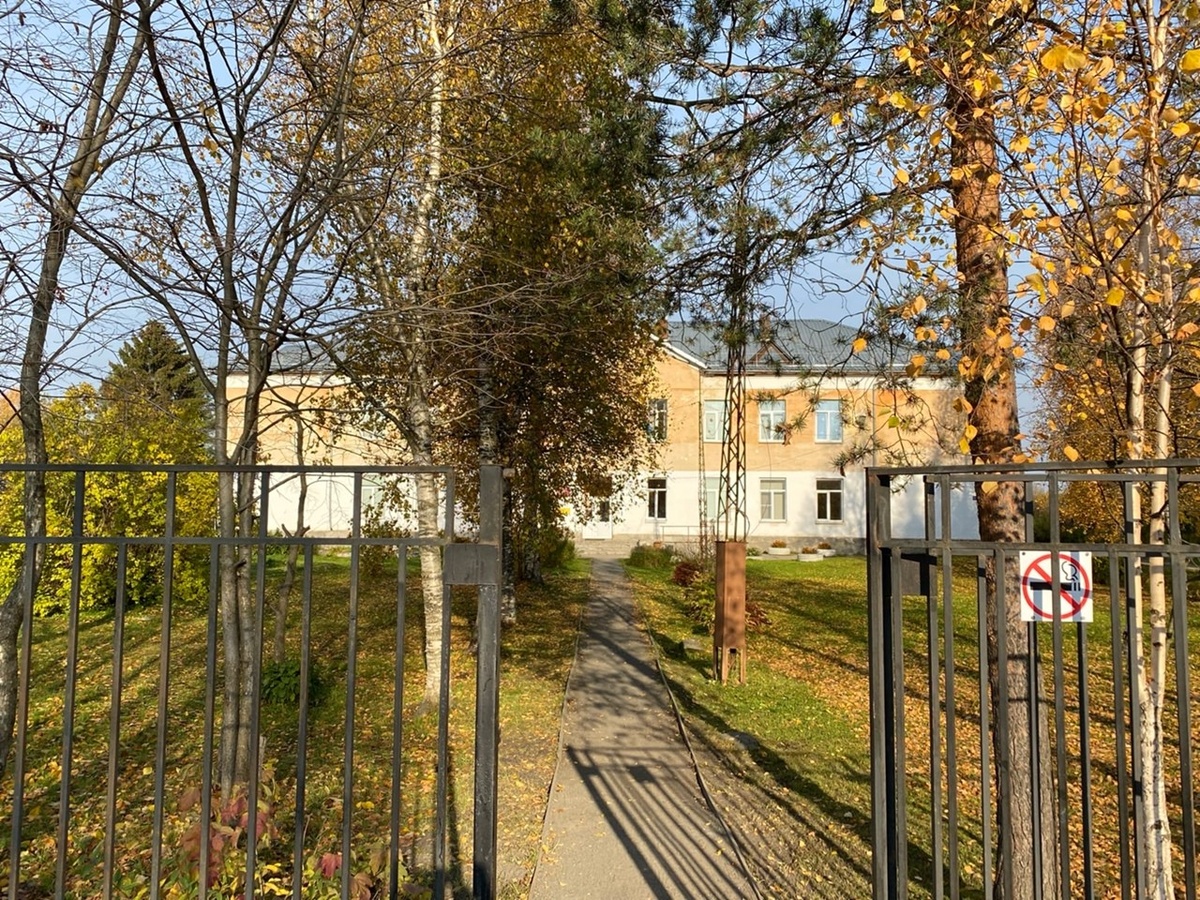    Школа №32 в Сулажгорском кирпичном заводе. Фото: "Республика"/Илья Прохоров