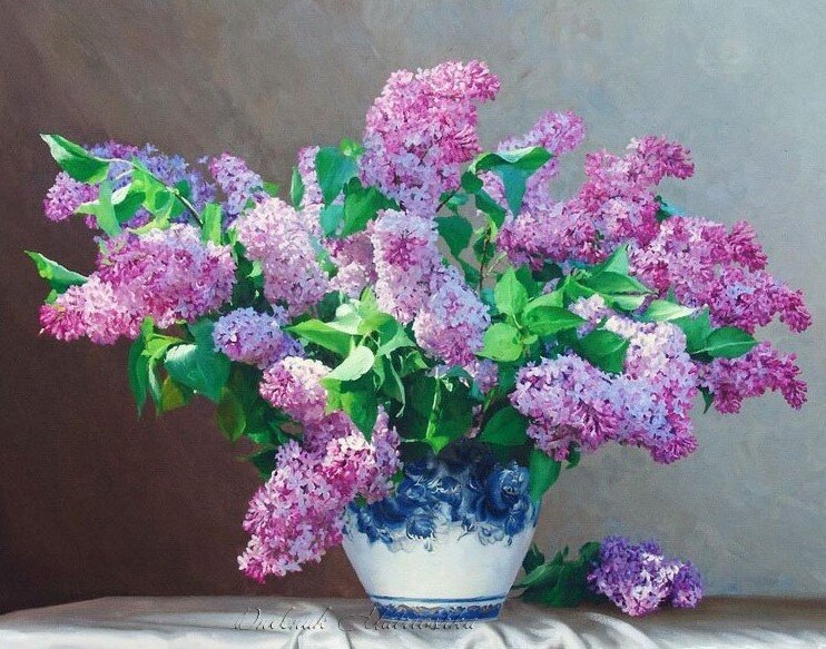 фотография взята из открытого доступа в интернете, худ. И. Бузин , " Сирень и гжель".