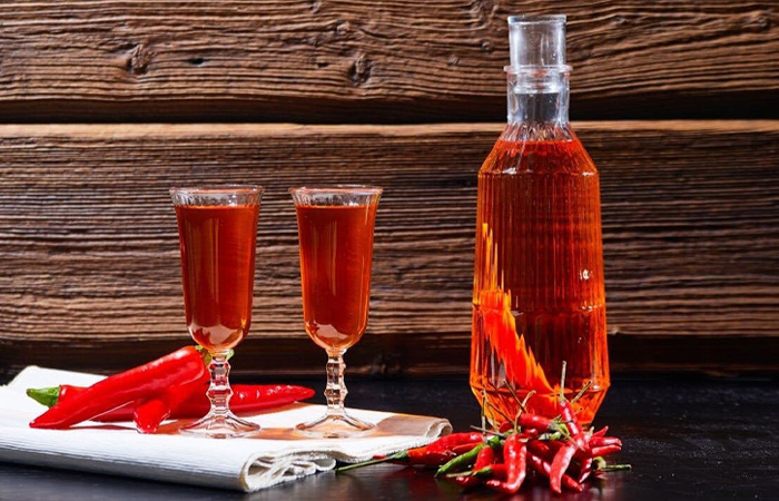 Упоминания о перцовке можно часто встретить в произведениях русских писателе. / Фото: don-samogon.ru