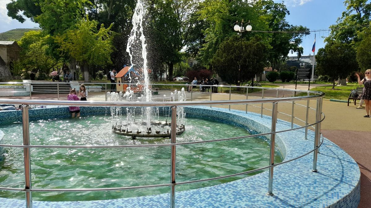 Фонтан на "Алёнке"