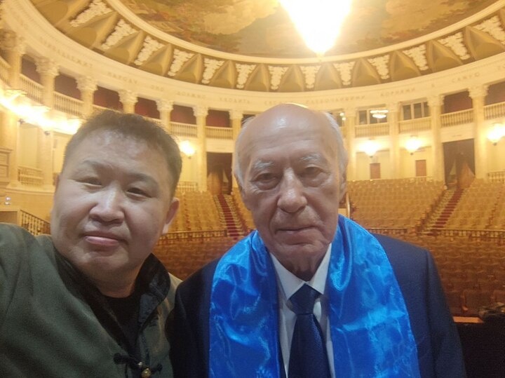     Давид Дондупов, Виктор Усович. Фото: из личного архива.