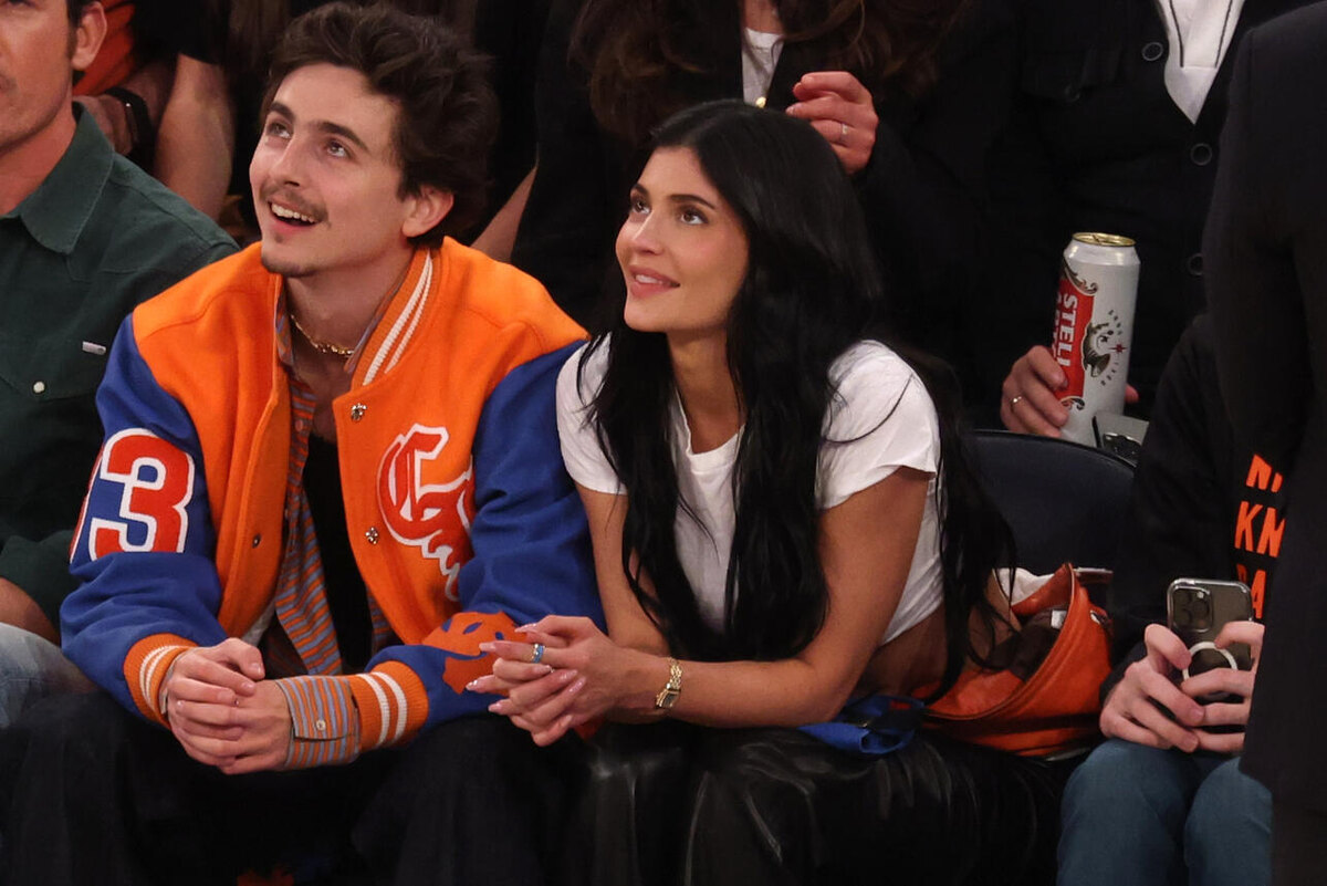    Кайли и Тимоти доказали, что они все еще вместе LEGION-MEDIA