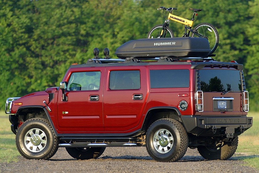    Среди аксессуаров был не только бокс, но и велосипед