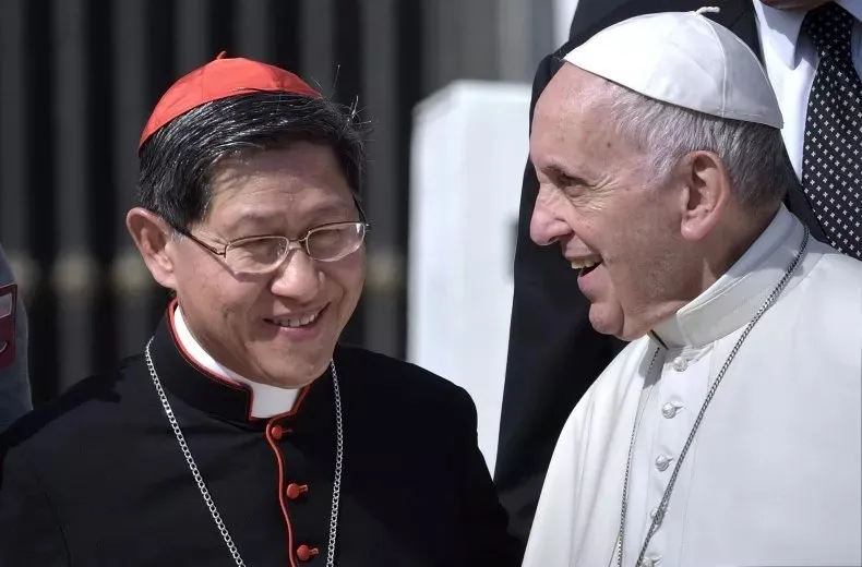 Кардинал Луис Антонио Гоким Тагле с Папой Франциском в Ватикане