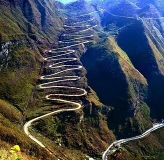 До Владивостока от Москвы 9300 километров 