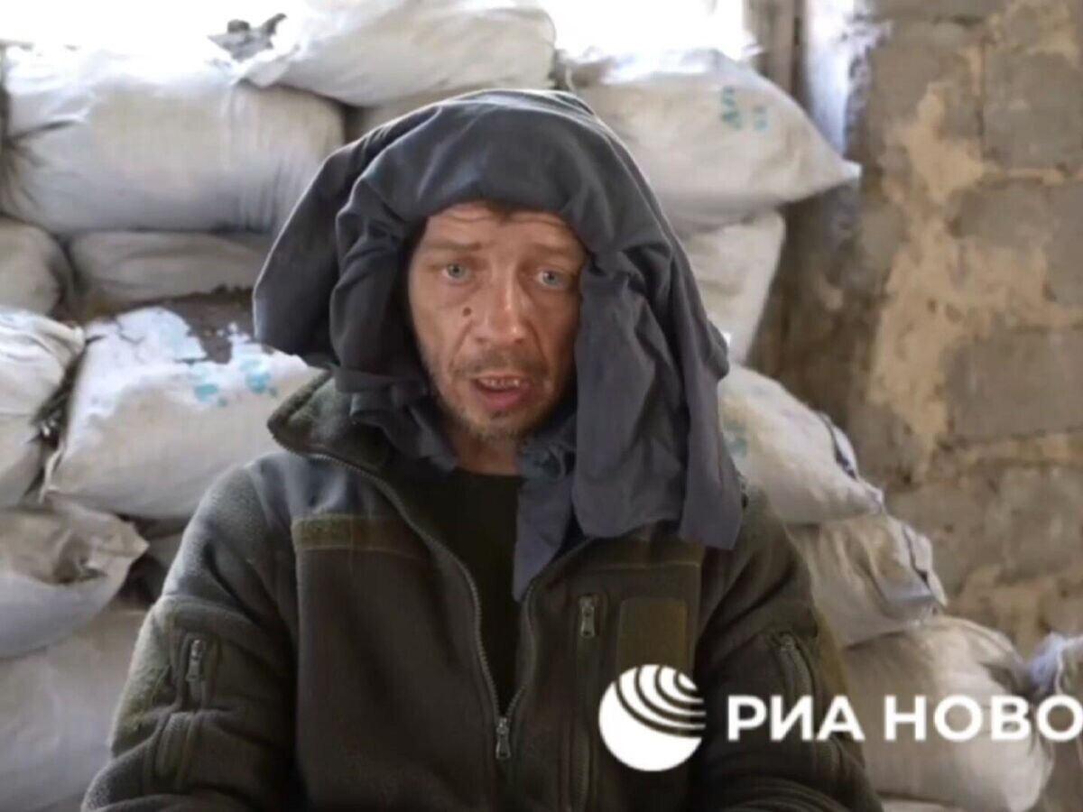    "Нас как щенков выкинули – идите, воюйте!" Украинский военнослужащий сдался в плен российским десантникам© РИА Новости