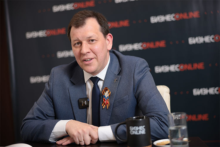    Ильгиз Халиков: «Я не сторонник того, чтобы все снести и заново строить. Для меня важно, чтобы институт продолжал работать и постепенно какие-то новшества появлялись в его деятельности».   
Фото: Сергей Елагин