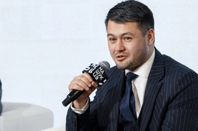    Заур Гурциев проводил уроки мужества для молодёжи и обучал других ветеранов СВО. Фото: Пресс-служба администрации Ставрополя