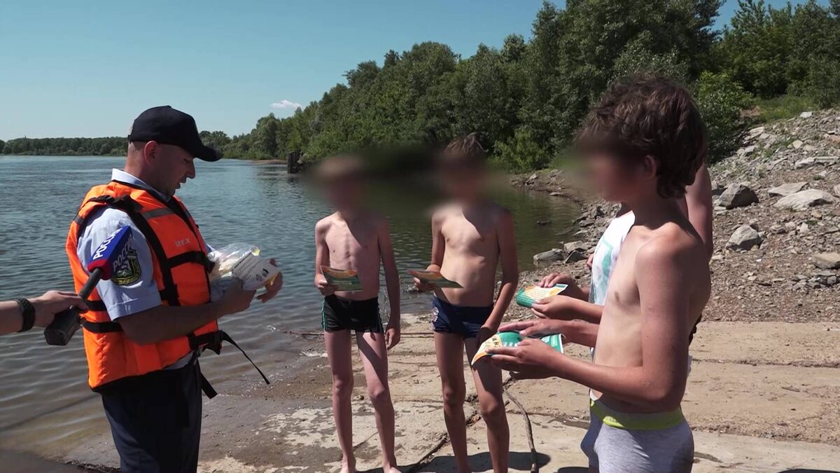    «Вода еще весенняя»: спасатели напомнили жителям Башкортостана об опасности раннего купания