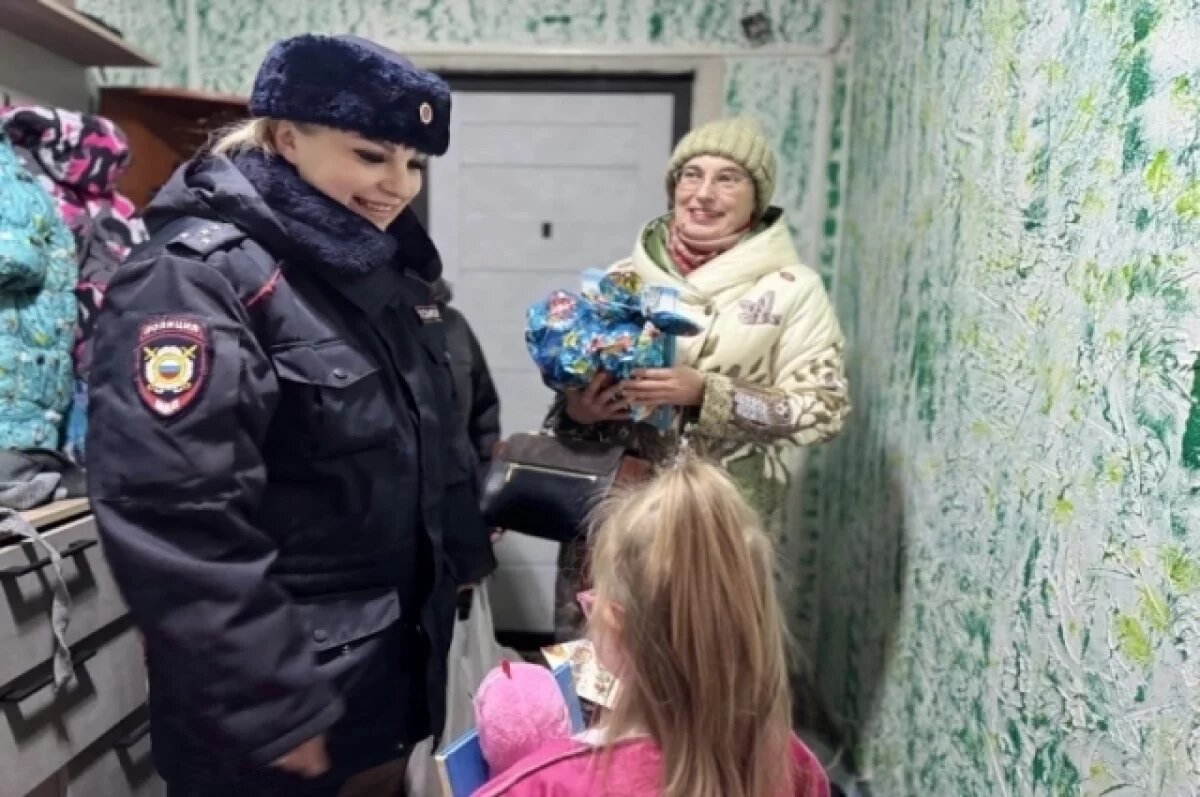    Ради детей.