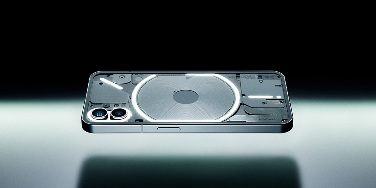 Прозрачный Nothing Phone