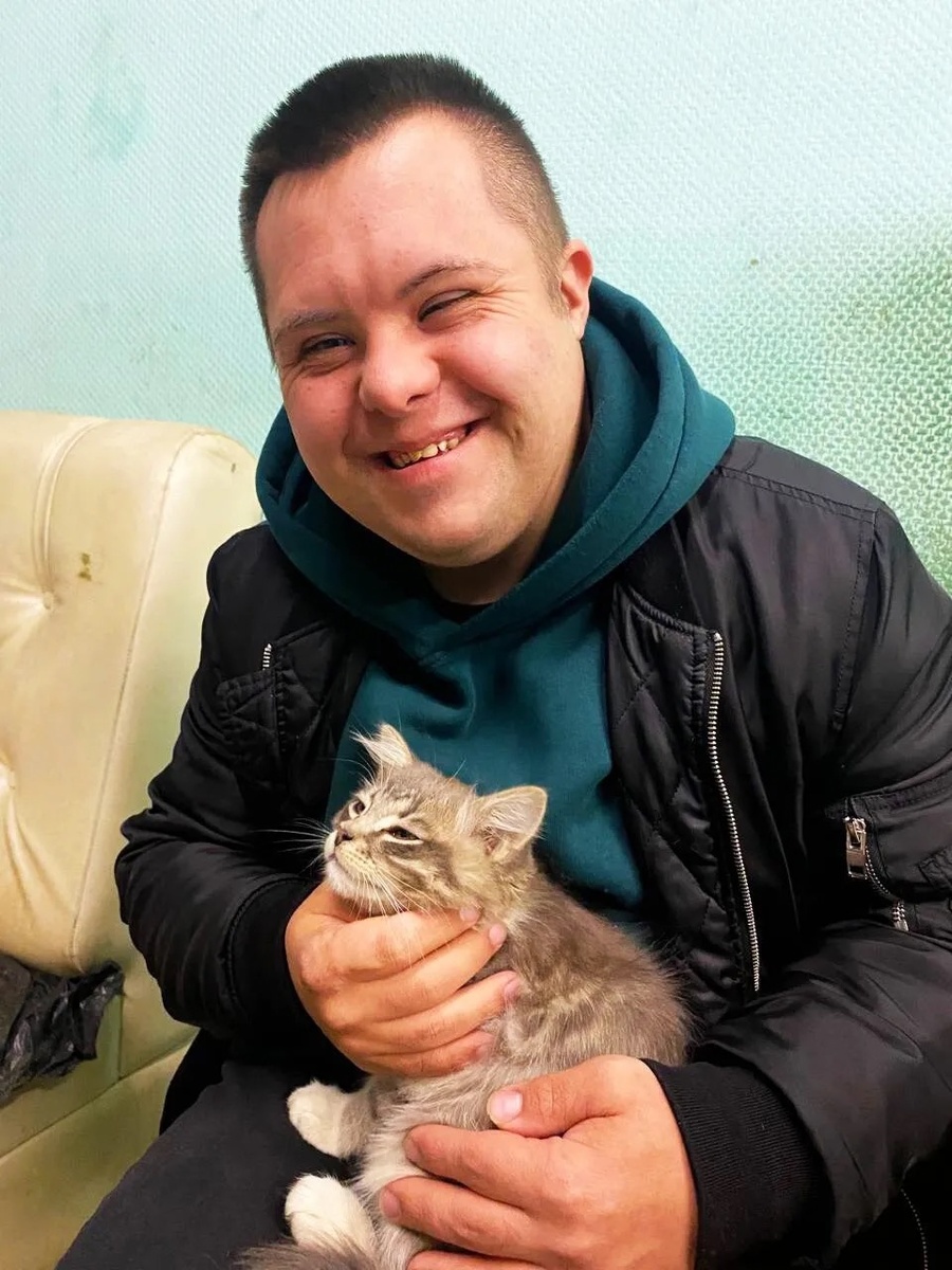 Ставер Сергей, у него синдром Дауна.