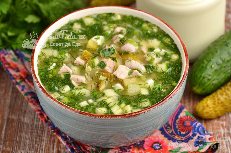Окрошка, которая вас точно удивит вкусом (3 отличных варианта)