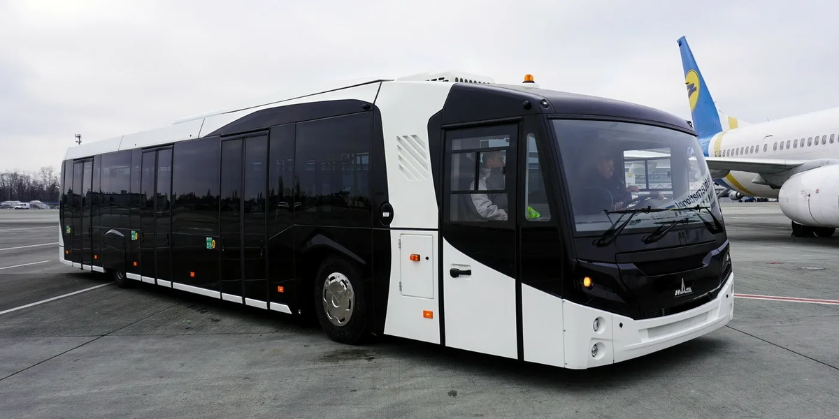 Перроный электробус МАЗ-271