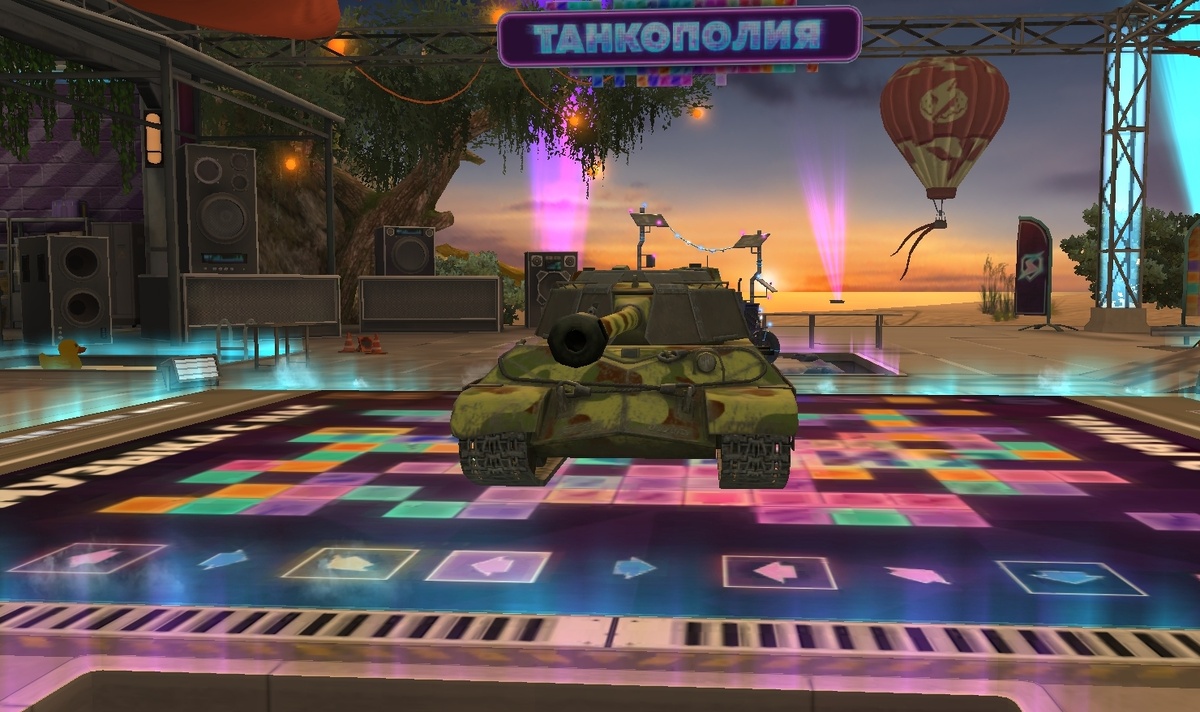 Легендарного камуфляжа танк не имеет. 