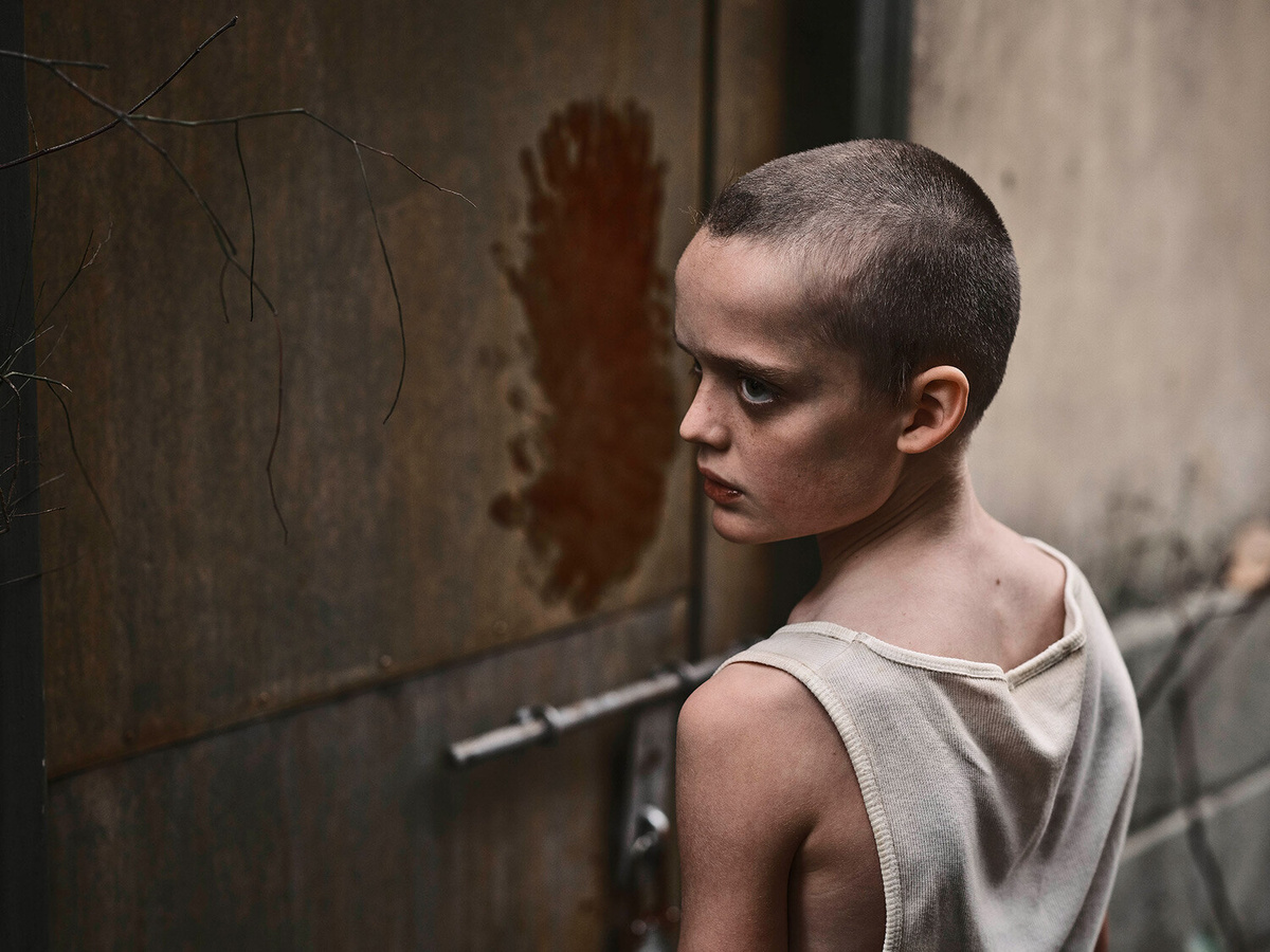 Жуткий взгляд для жуткого фильма?