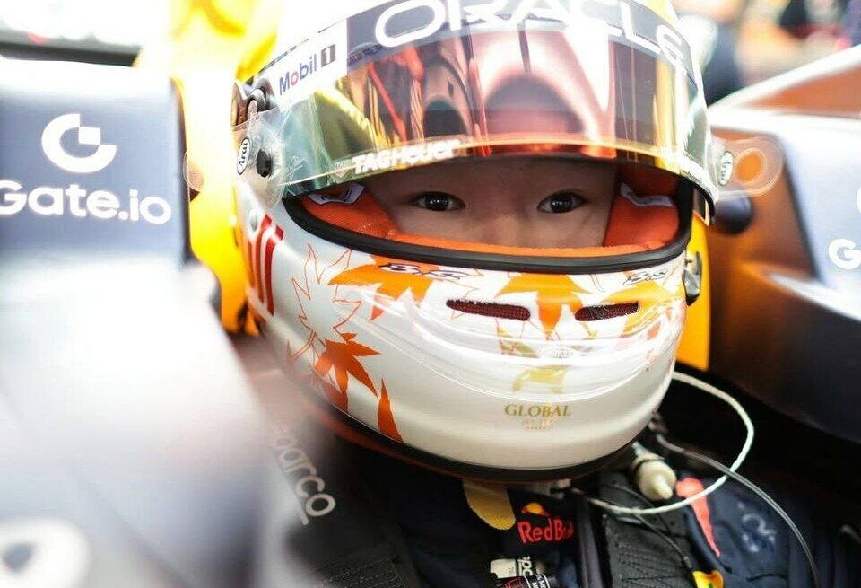    Юки Цунода: Не понимаю, почему так медленно едуRed Bull Racing