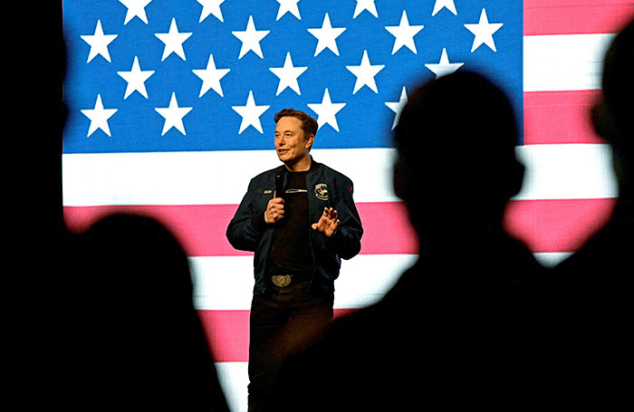    Илон Маск. REUTERS/Vincent Alban