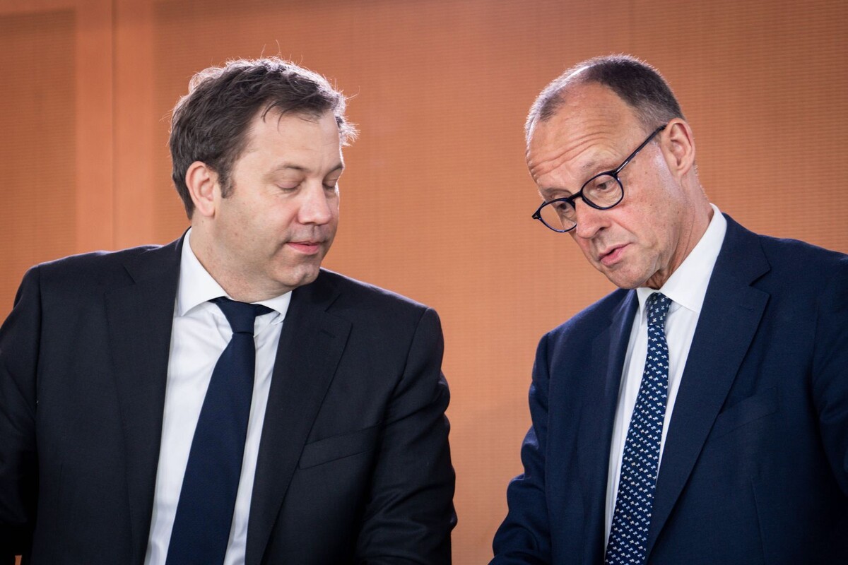    Министр финансов Германии Ларс Клингбайль и канцлер ФРГ Фридрих Мерц / Источник: © Global Look Press