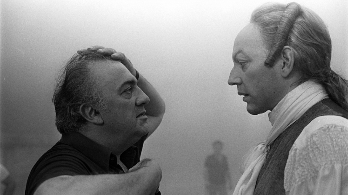 Федерико Феллини и Дональд Сазерленд