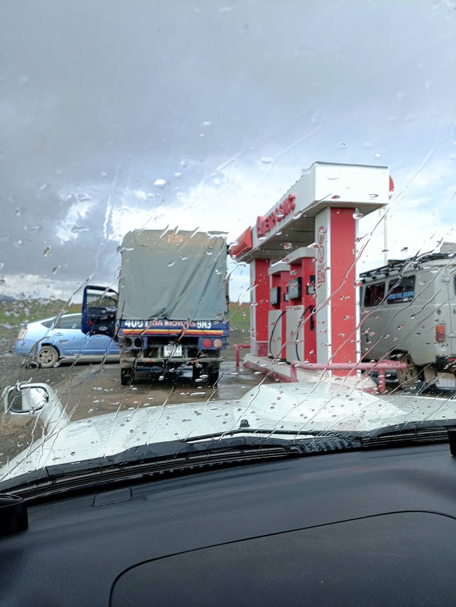 Очередь на заправку 